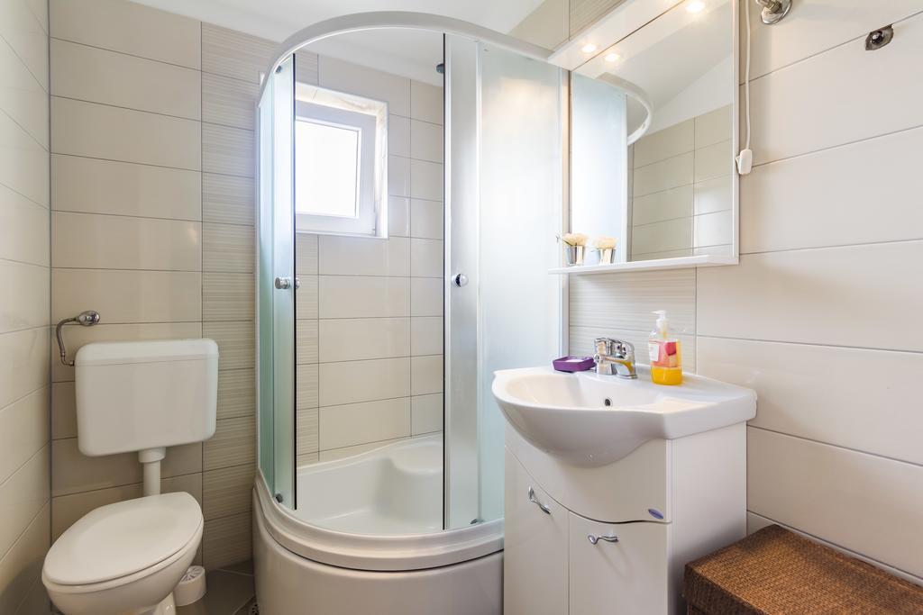 Apartments Gloria Ližnjan Extérieur photo
