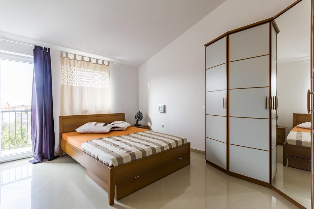 Apartments Gloria Ližnjan Extérieur photo