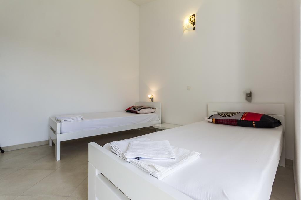 Apartments Gloria Ližnjan Extérieur photo