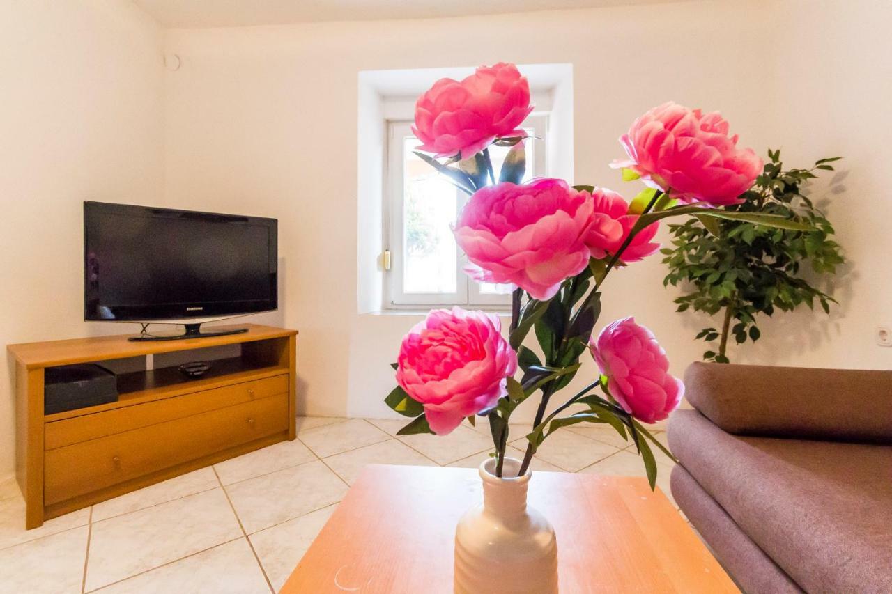 Apartments Gloria Ližnjan Extérieur photo