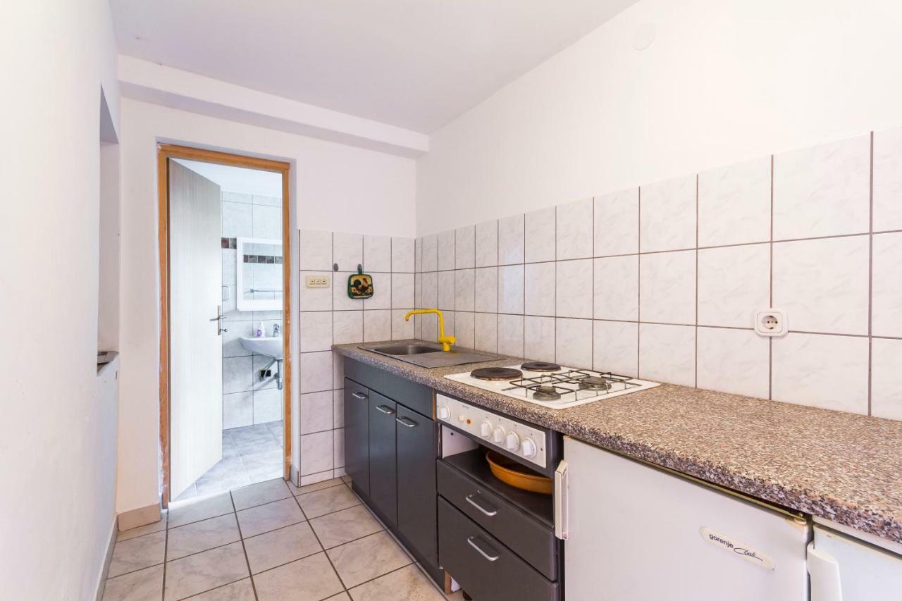 Apartments Gloria Ližnjan Extérieur photo